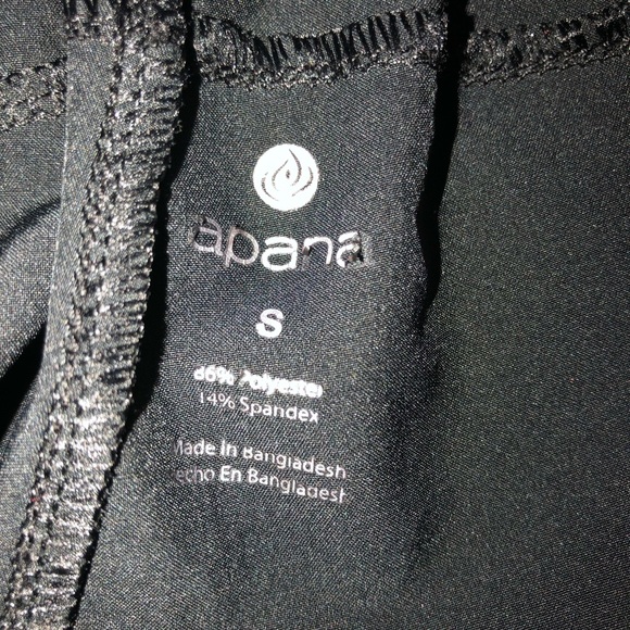 Apana
black jogger Capri pants
yoga
pockets
elastic waist & ankles
Small - Picture 6 of 7